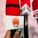 Reporting Microphone